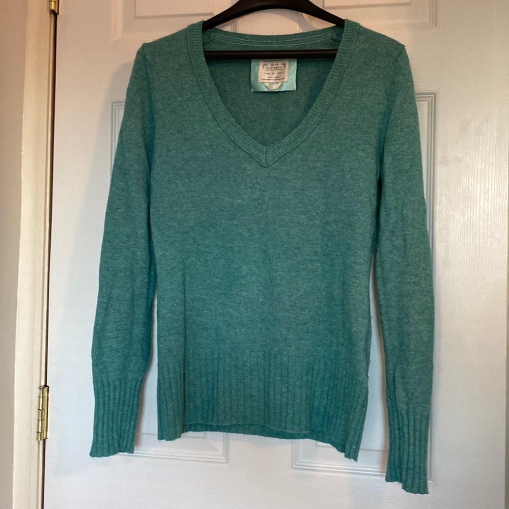 Old Navy Teal V-Neck ultra Soft wool blend Sweater